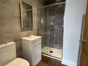 Photo 32- click for photo gallery